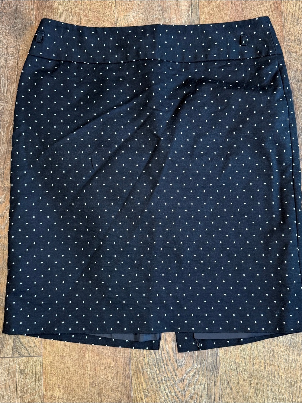 Liz Claiborne Women’s Professional Style Pencil Black and White Polka Dot Skirt